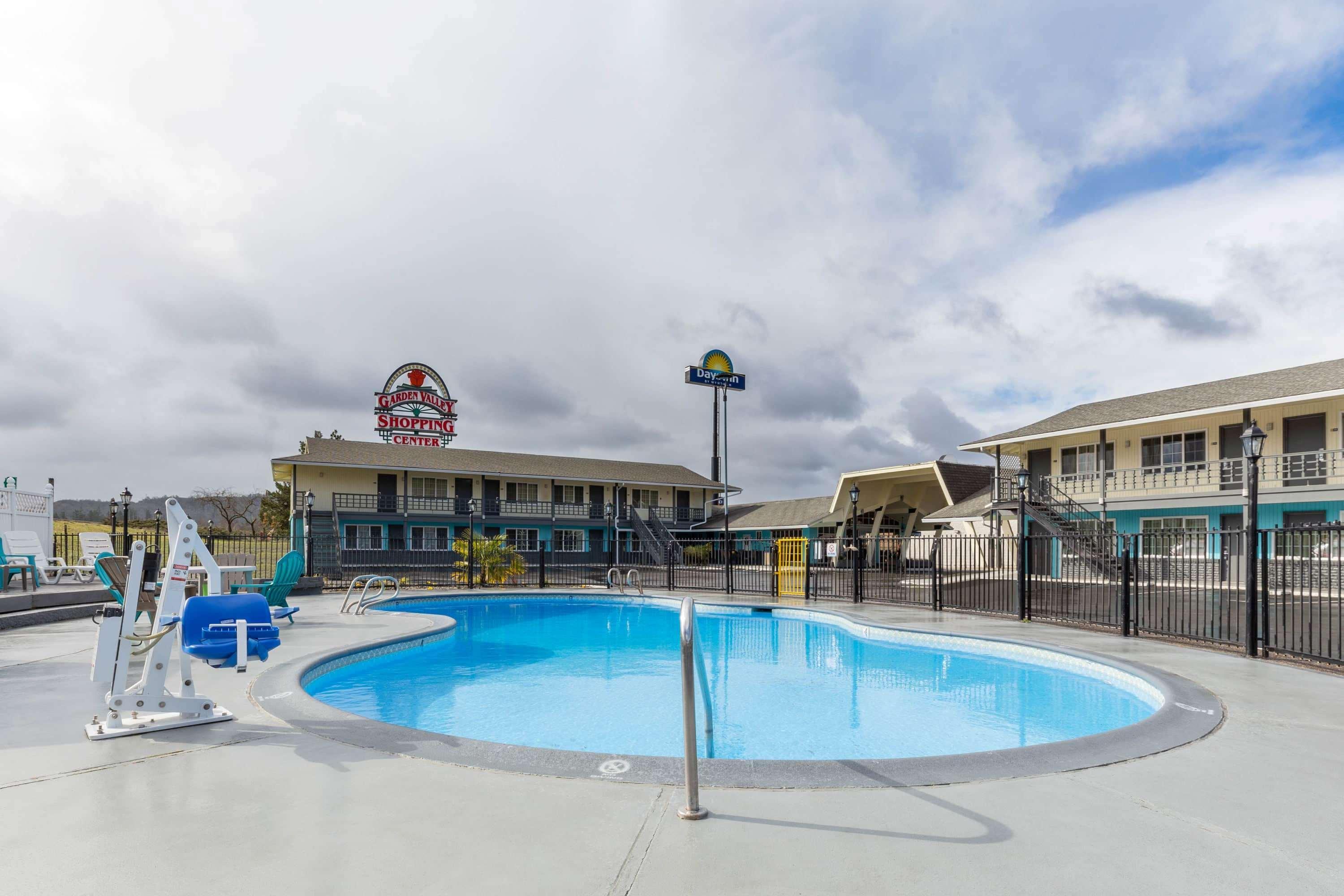 Rosewood Inn & Suites Roseburg Esterno foto